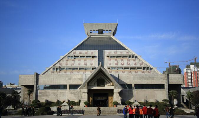 嵩阳书院嵩阳书院,天地之中历史建筑群国家文物之一,位于河南省登封市