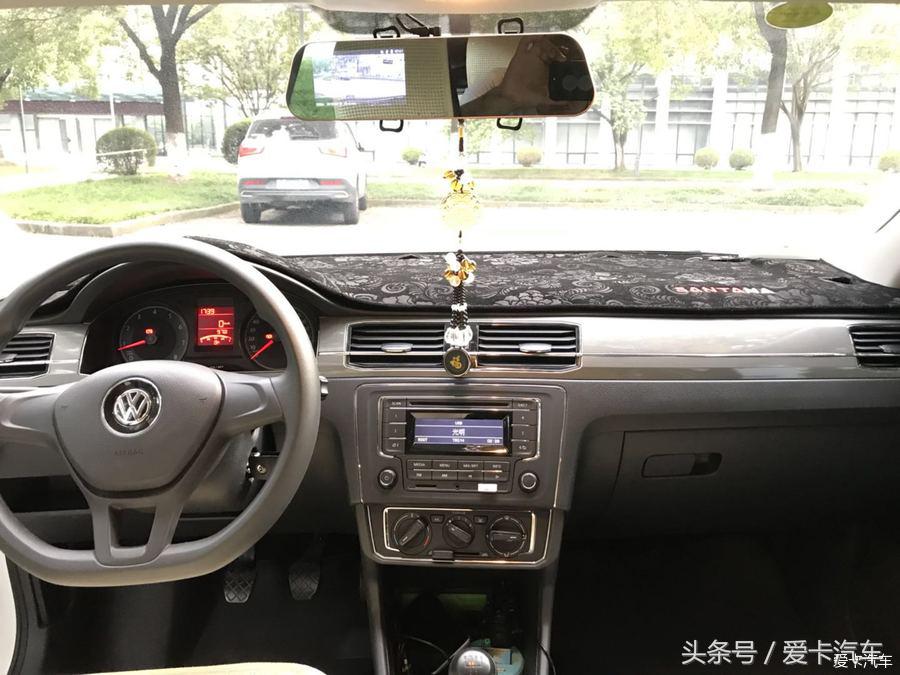 POLO不再是唯一首选，大众的这款两厢车更加性感省油！