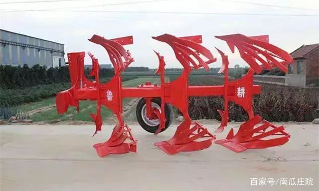 農(nóng)民新補(bǔ)貼，深翻土地將成為作業(yè)補(bǔ)貼項(xiàng)目，這些翻轉(zhuǎn)犁就是商機(jī)