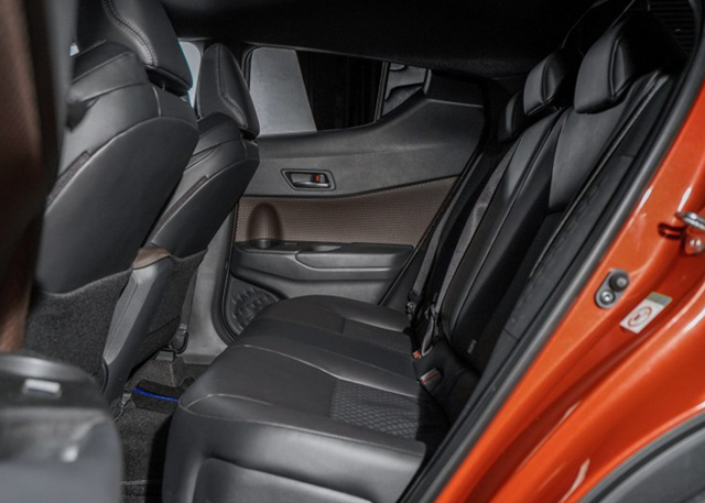 销量成功突破5800辆的丰田C-HR有哪些优缺点？看看车主们怎么说