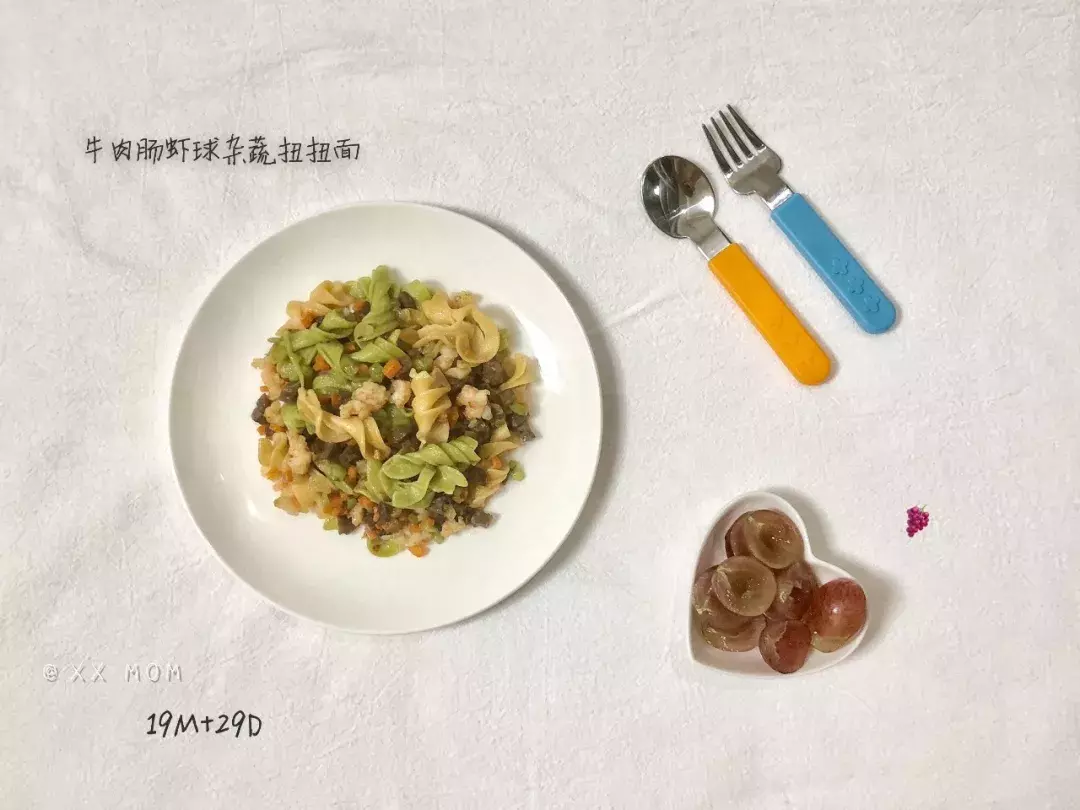 这样吃面伤宝宝，细数适合不同年龄段宝宝的面条（附蝴蝶面食谱）