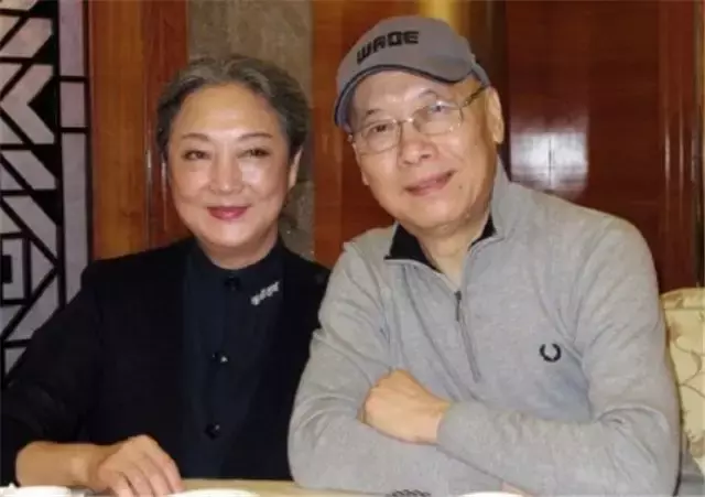 《巾帼枭雄2》“军爷”离世,罗家英惠英红等好友发文怀念