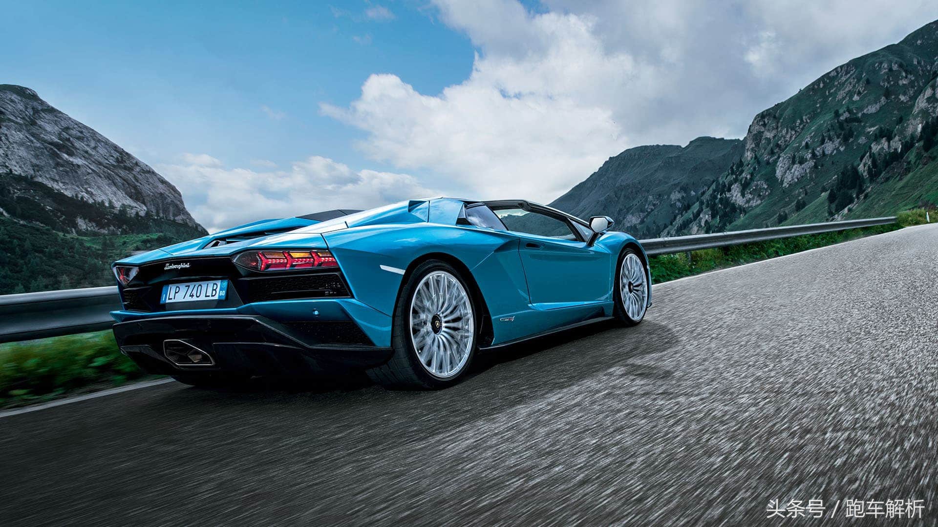 兰博基尼aventador s roadster