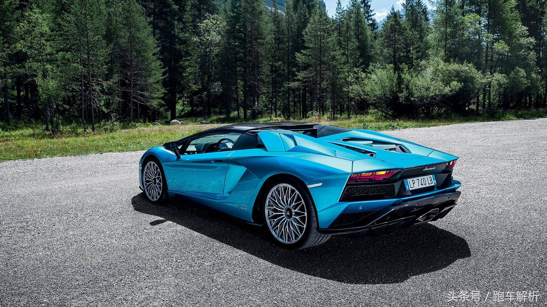 兰博基尼aventador s roadster