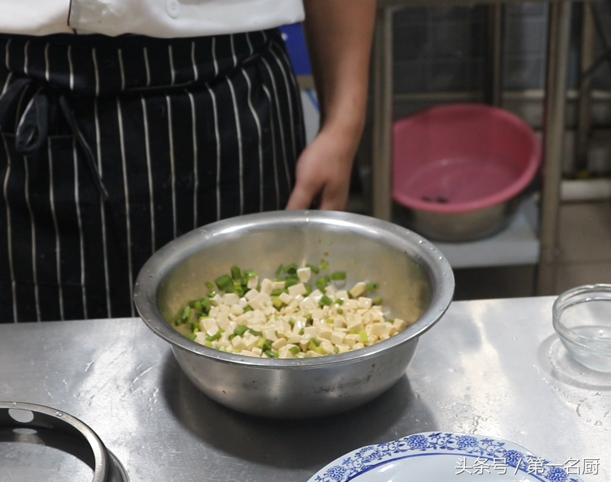 小蔥拌豆腐,小蔥拌豆腐怎么做