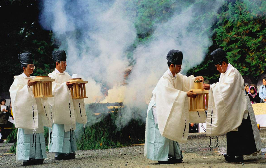 神道教是日本的国教吗（神道教信仰的是什么）