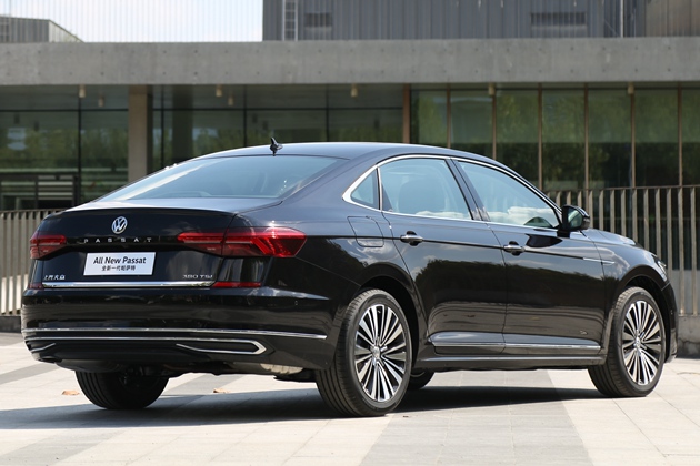 大众全新帕萨特10月31日上市 配混合动力