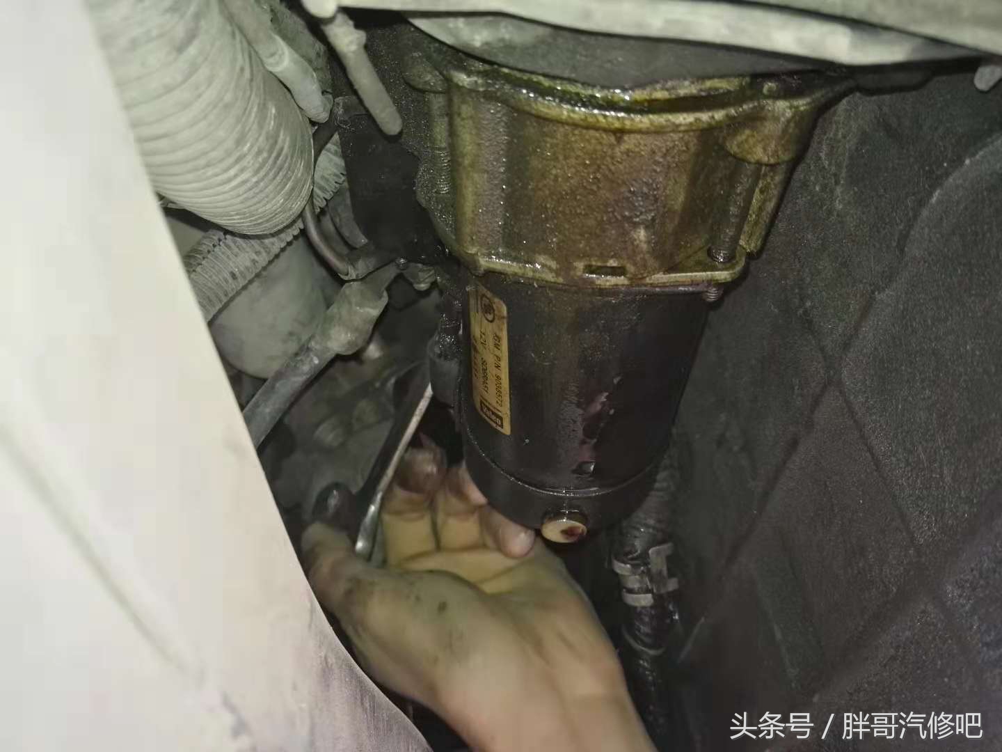 GL8发动机机油感应塞漏油，胖哥跟大家聊聊原理和常见故障排查