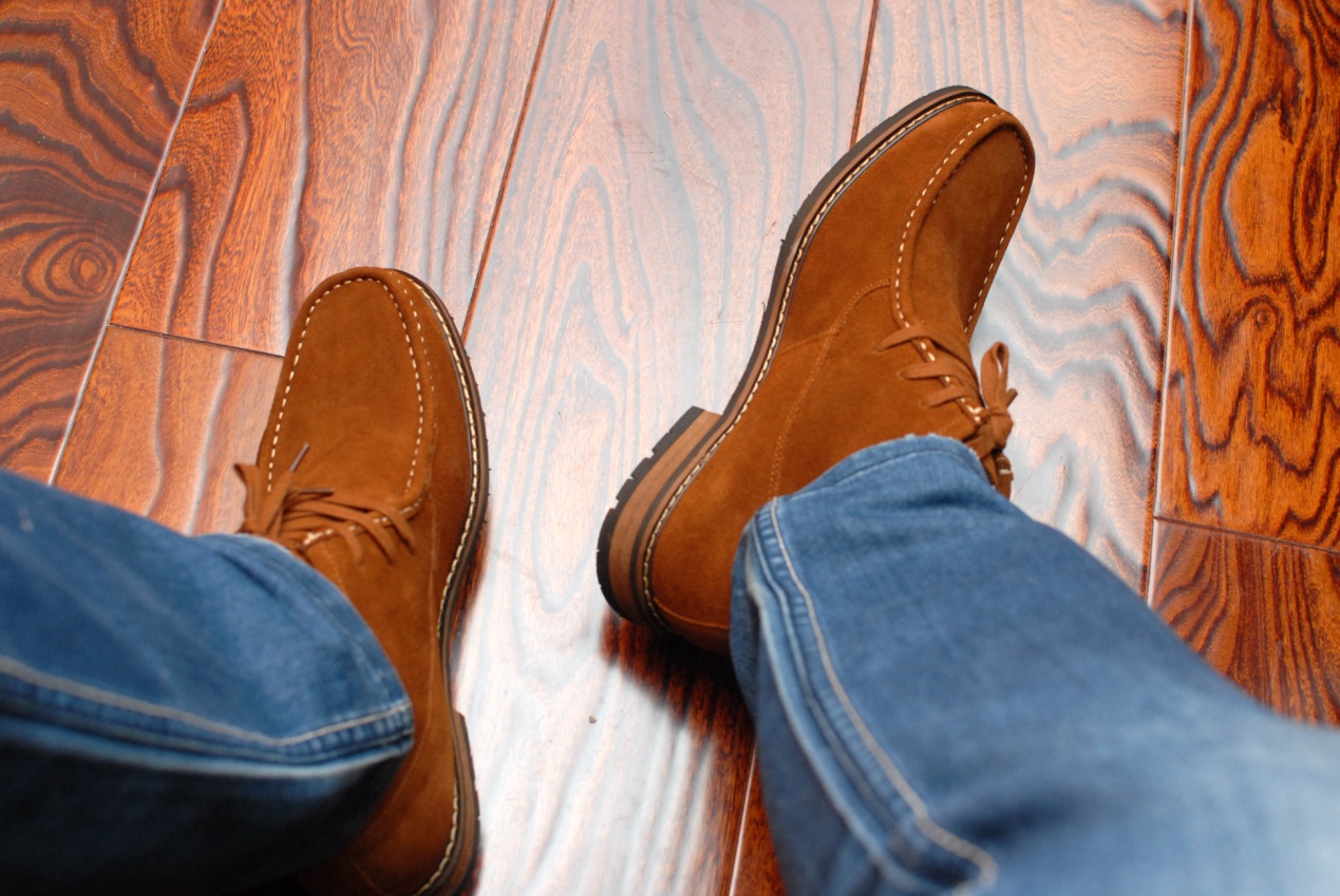 小米有品七面绒面牛皮短靴：这个冬季给自已选一双对的靴！