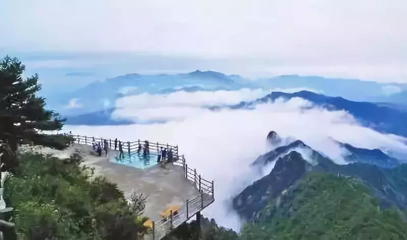 网红玻璃栈道不只张家界才有,河南这几个玻璃栈道等你大胆挑战