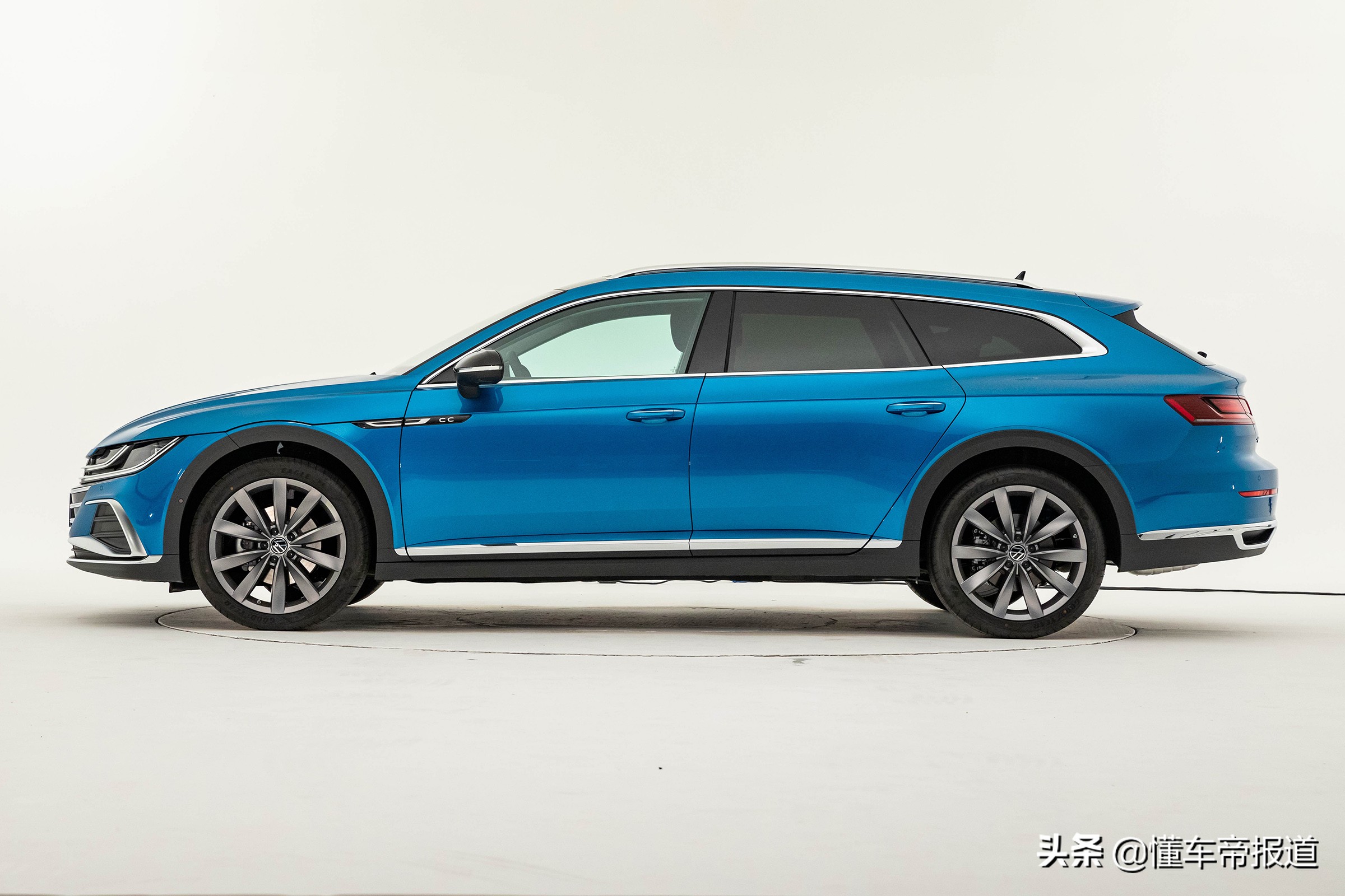 新车 | 预售27万元起 新CC家族预售价格公布