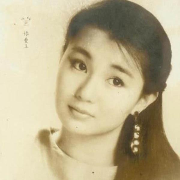 香港那些绝世美女，个个肤白貌美大长腿。有你欣赏的吗？