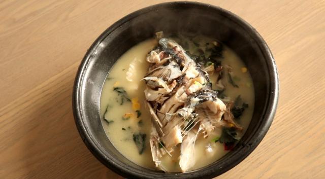 安仁鱼头(驱车百里为吃一个鱼头,龙泉安仁鱼头配方公开,在家也能做好