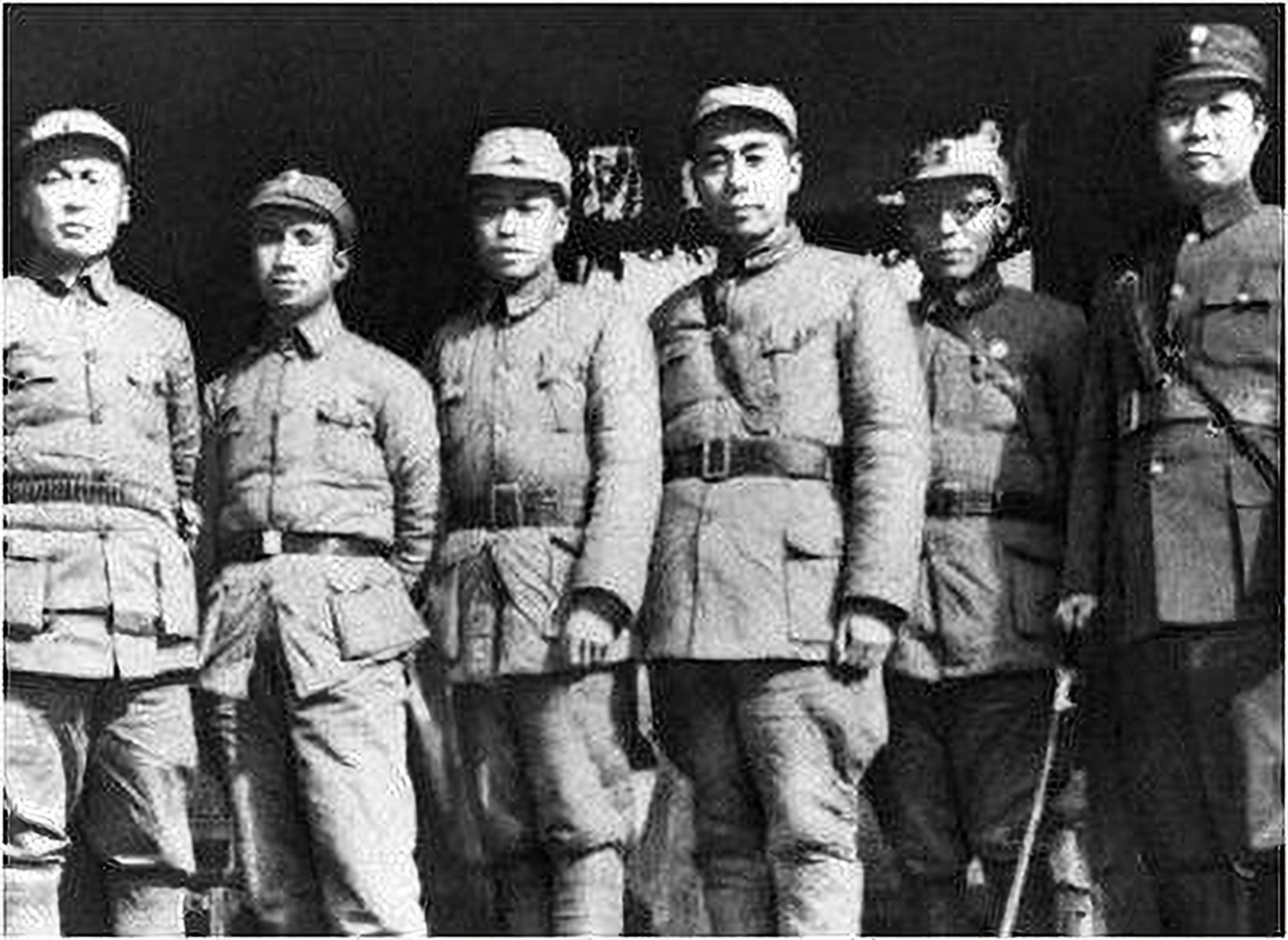 十大元帅1933年谁排名最高：聂荣臻不输于林彪，贺龙只能排在第九