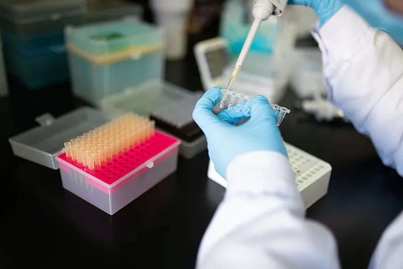 紧急时刻试剂耗材被“卡脖子”?看看他们怎么破