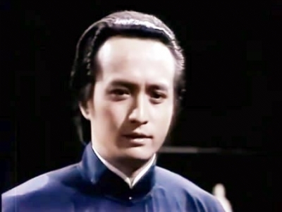 因为饰演龙海生这个反面角色,使得黎汉持永远和反派脱离不开了.