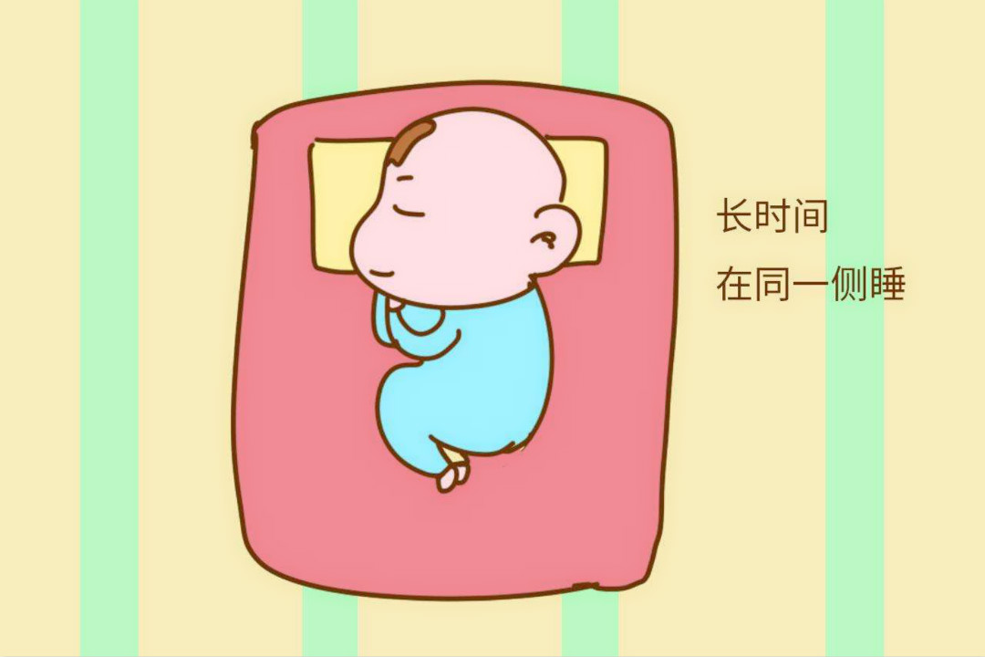 怎么预防宝宝睡扁头？妈妈做好这3步，还宝宝一个漂亮的头型