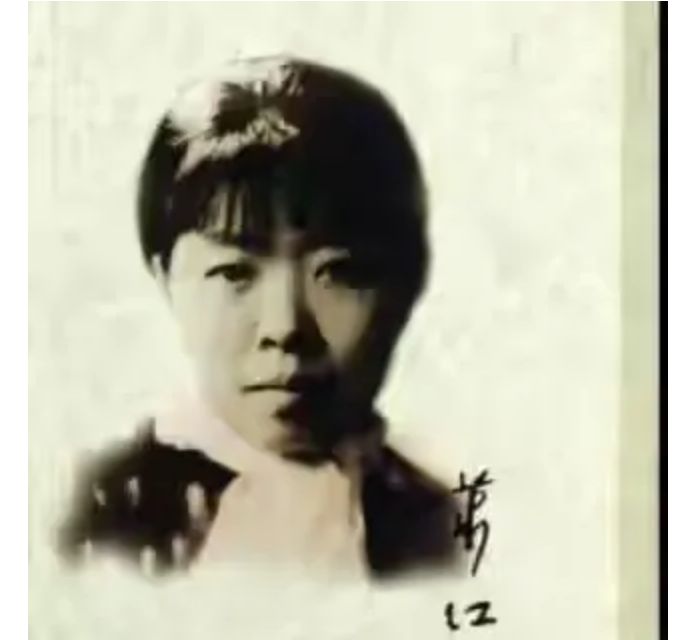 鲁迅爱徒萧红：2次怀孕被抛弃，与4个男人有纠缠，31岁悲惨离世