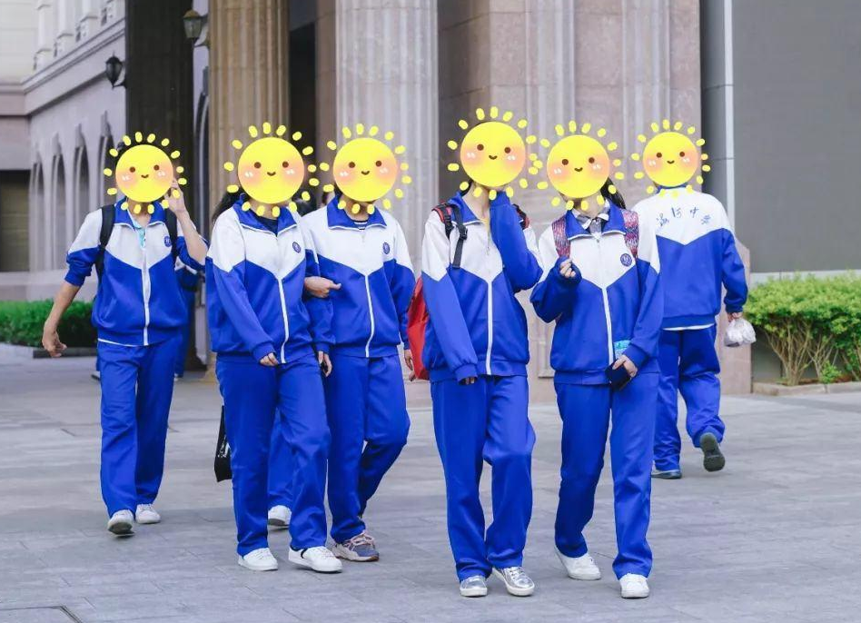 “世界各国校服”火了，日韩校服很抢眼，中国学生：都比我们好看