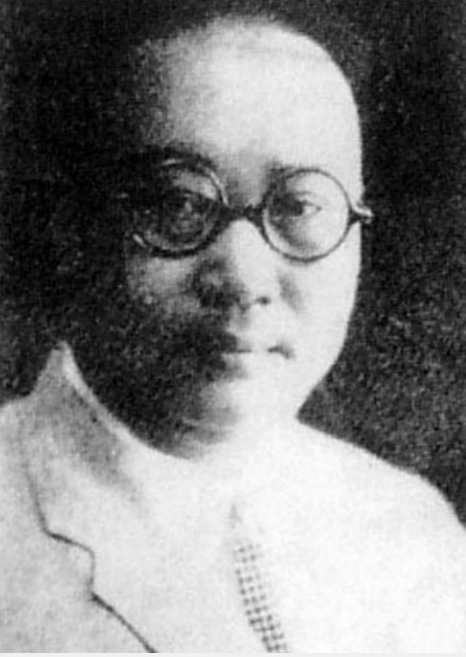 1928年，彭德怀开会讲话时险被叛徒夺枪击中，诱因竟是半只烧鸡