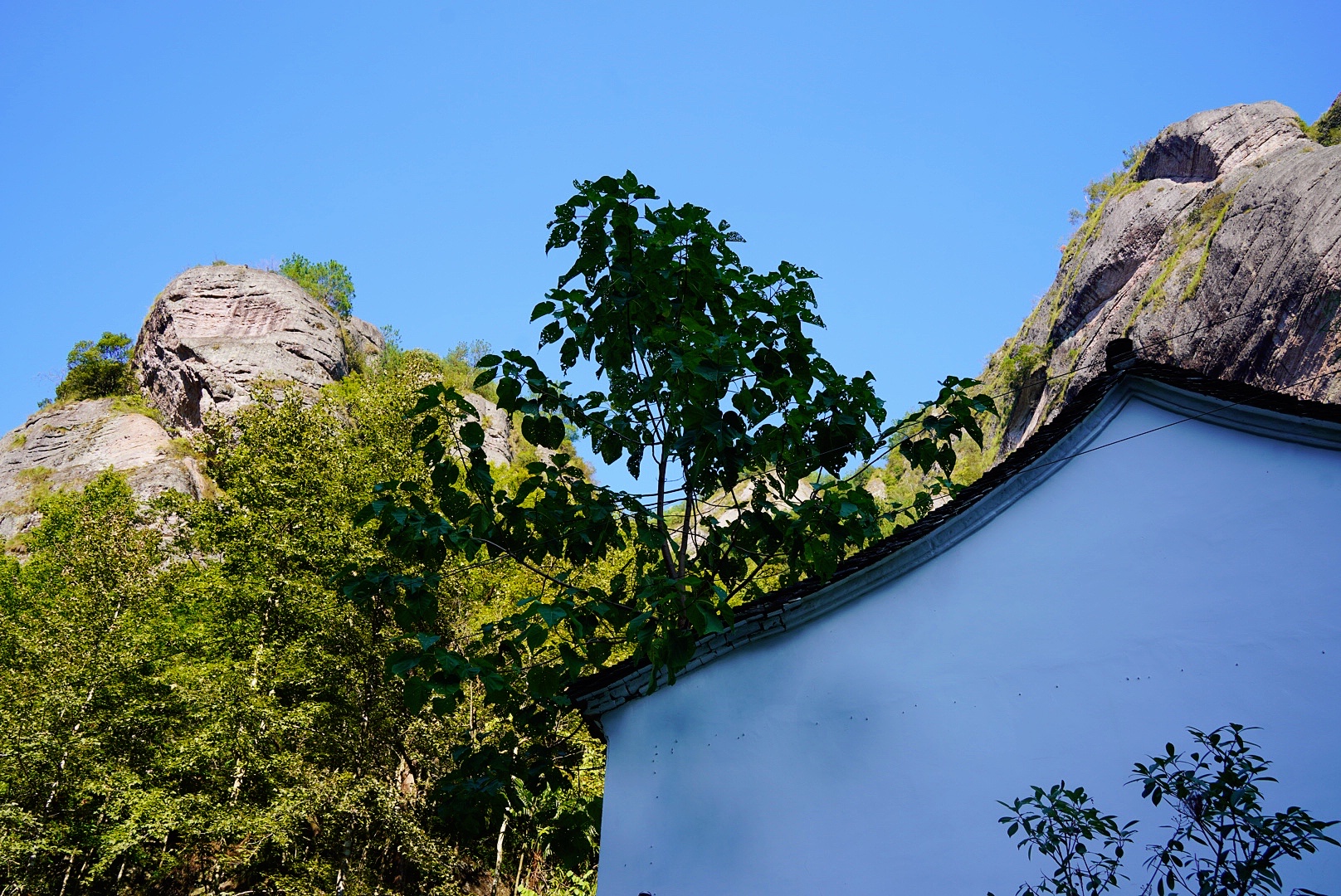 江浙沪包邮区推荐一处仙境，仅需2晚3天，国庆长假余额足还来得及