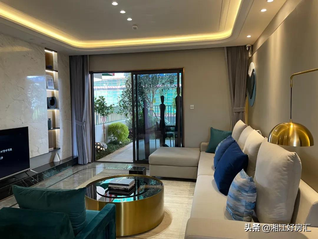 备受争议！把庭院搬进高楼，长沙的首个第四代住宅，就这？