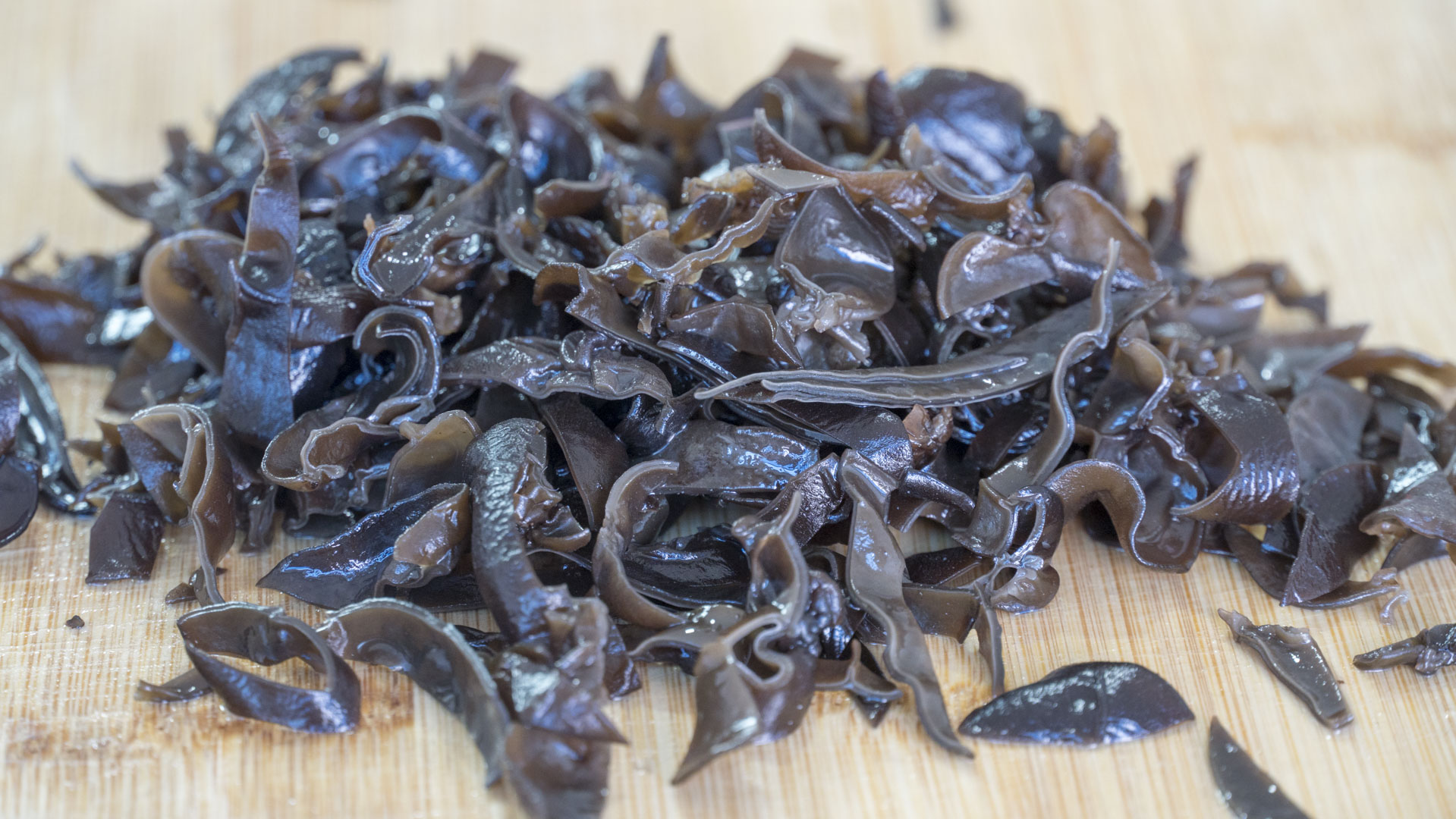 春季进补，别总吃大鱼大肉，10种食物含钙高，尤其孩子要多吃