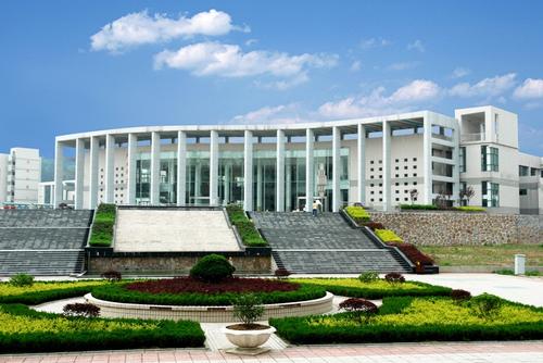 又一高校被“出售”，估价5.5亿元，收购公告引发争议