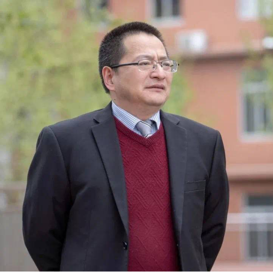 高考结束第一天，葛大爷终于现身，笑着说：不好意思又出难了