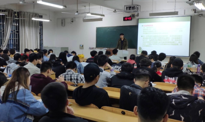 英语四级和高考英语差异在哪？学长来帮大一新生分析一下