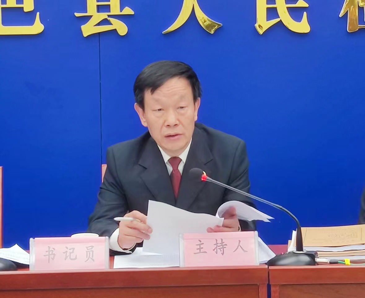 镇巴县人民检察院召开首例羁押必要性审查听证会，实现法律效果社会效果双赢