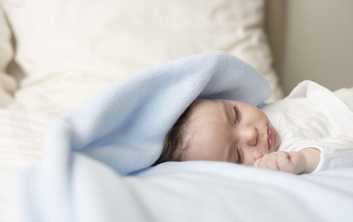 来看看婴儿天生具有的本能显神奇