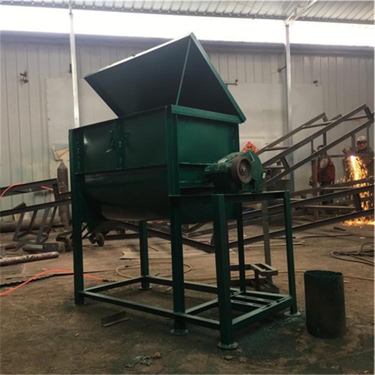 臥式牛羊干濕草料拌料機(jī) 全日糧飼料攪拌機(jī)