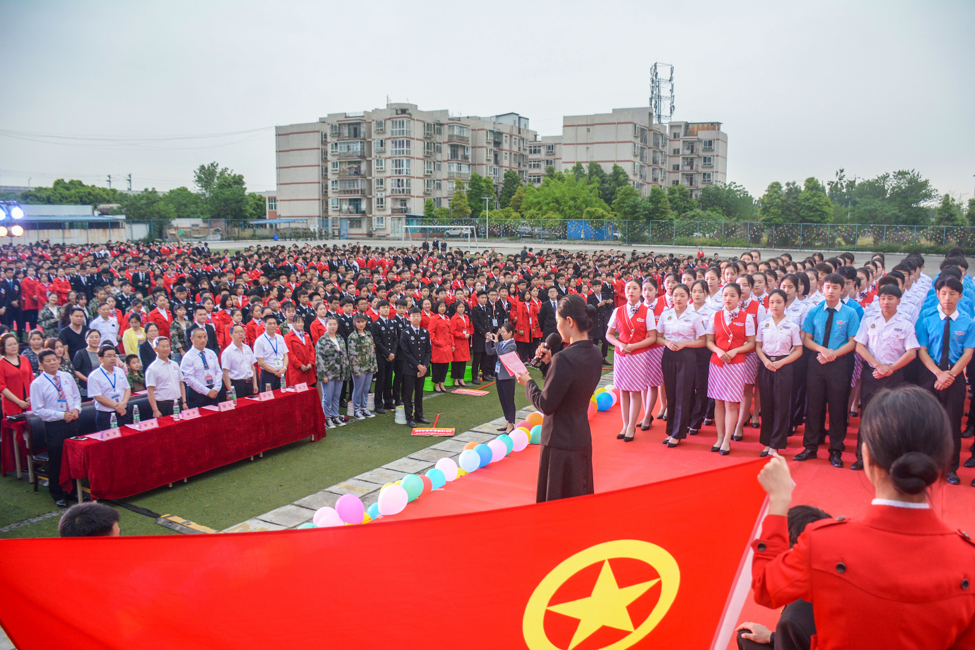 弘扬五四精神，成都东星航空职业学校掀起爱国主义热潮