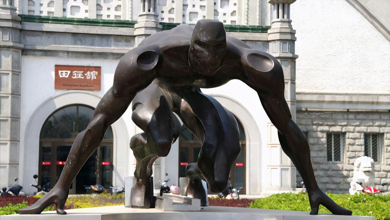 首都体育学院和北京体育大学有哪些区别？哪个学校更值得报考？