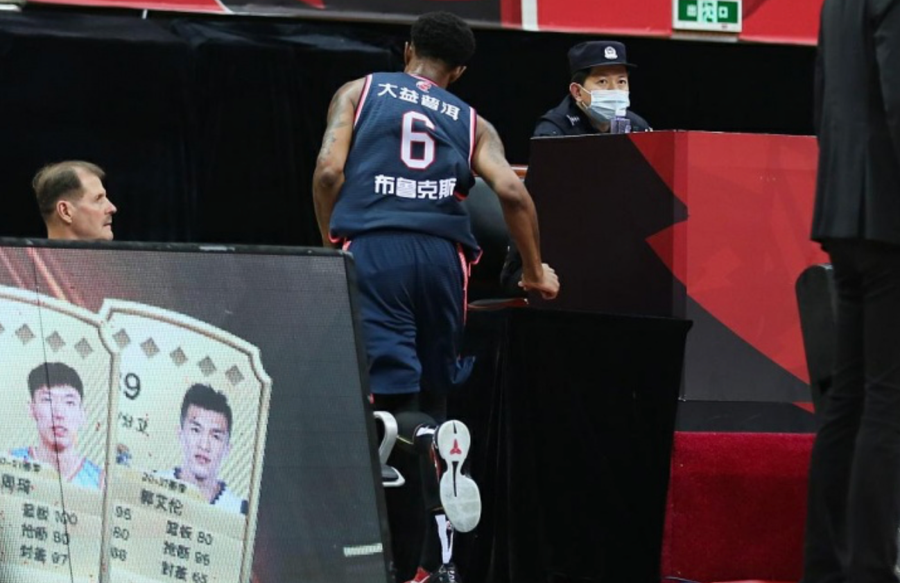 为什么nba近来很多跟腱伤(杜兰特科比考辛斯马尚！为何篮球场跟腱断裂越来越多？)