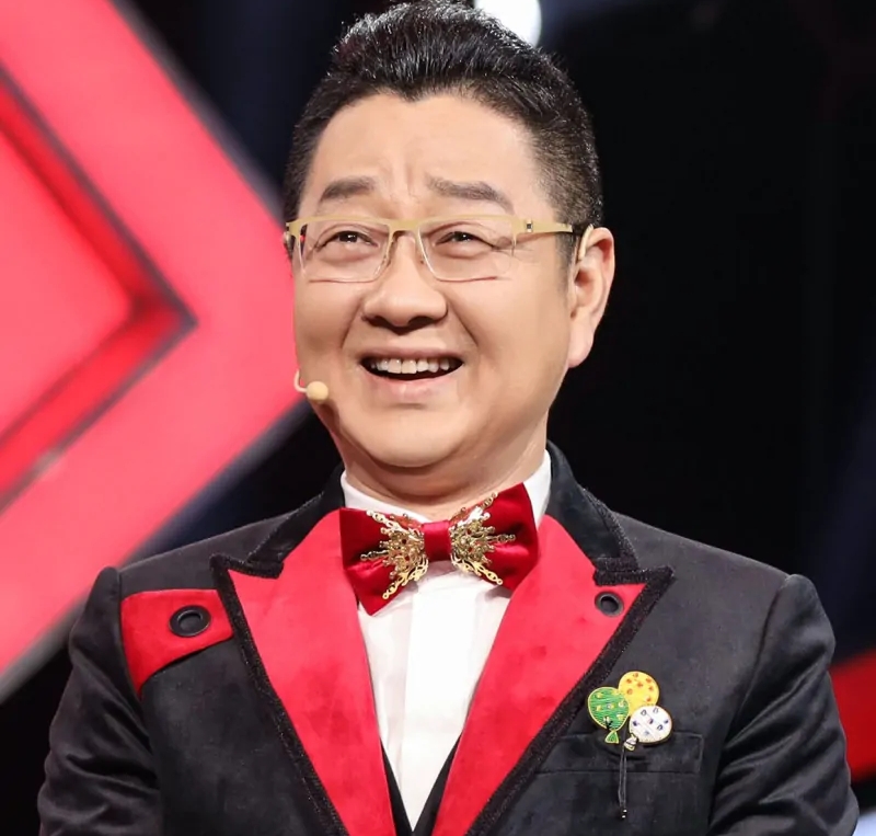 娱乐圈的“大学老师”：张杰特聘惹争议，陈翔返校遭抵制