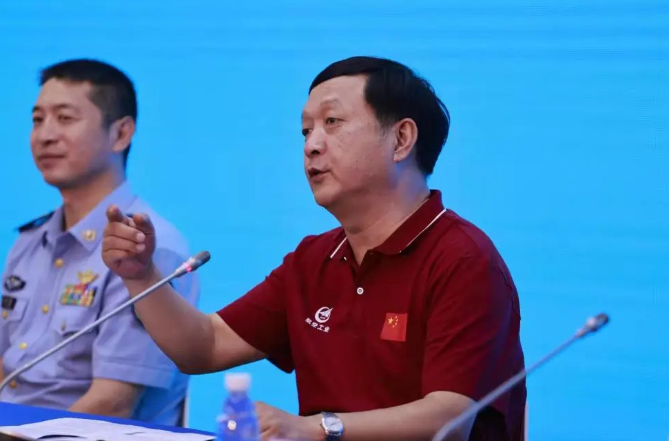 ӡ�Ȳ��Ӷ��ˣ����14��LCA���й�������ž�15�ܼ�20ЦЦ��˵��