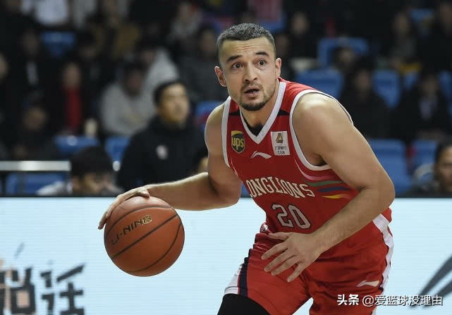 西热力江\x20独行侠(NBA不能少中国元素！经纪公司运作西热力江参加独行侠迷你训练营)