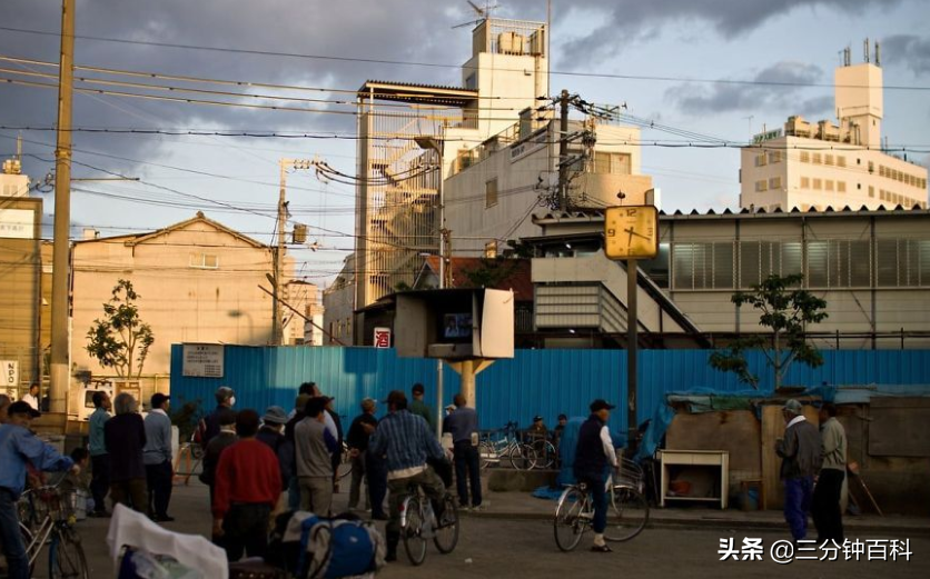 杀人犯也看脸？奸杀女老师换脸成少女偶像，一本自传获千万稿费