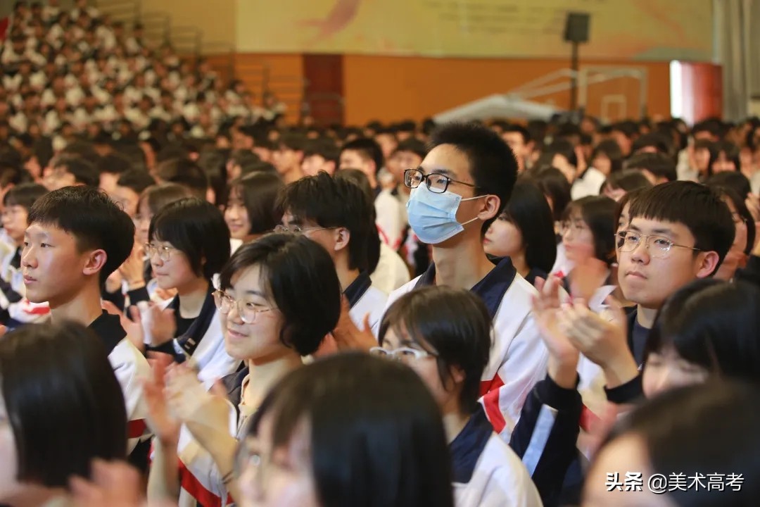 大洼高中2021年春季英语大赛“以赛促学”精彩纷呈