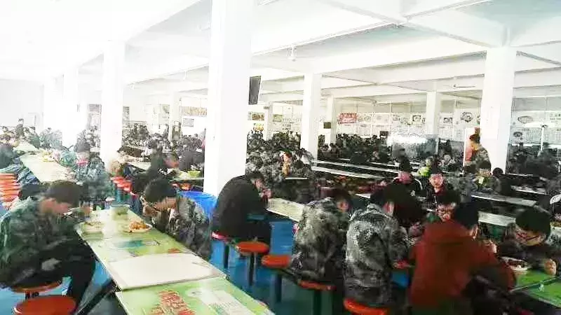 今年，阿克苏将有68位学生被西安工业大学继续教育学院录取