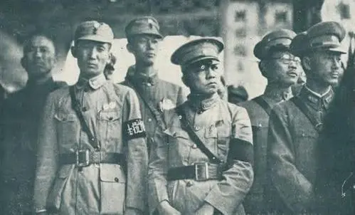 1949年，军阀李济深当选副主席，众人不满，周恩来力排众议，为何