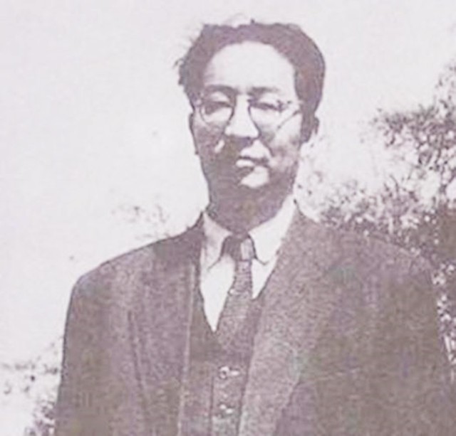 瞿秋白翻译《国际歌》，为何把最后一句，译为“英特纳雄耐尔”？