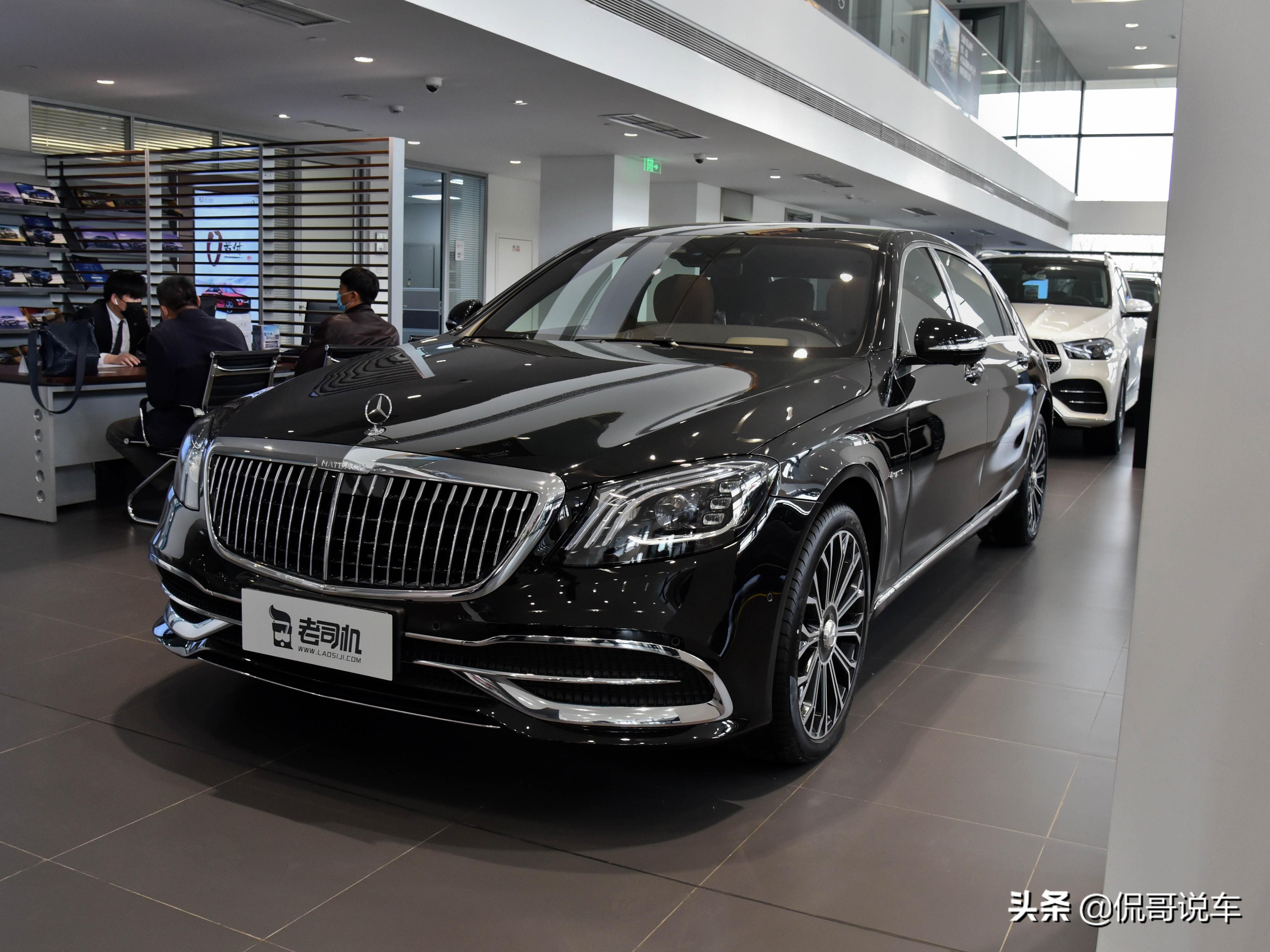 顶级豪华轿车,长度近5米5,原装进口奔驰高端,实拍迈巴赫s级