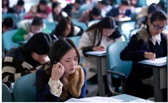 女生学习“这些”专业，在未来10年都会很“吃香”，家长可收藏