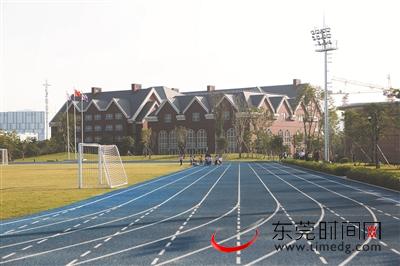 跟着东莞时报实探清澜山学校：就像童话世界 在这里学习太幸福了