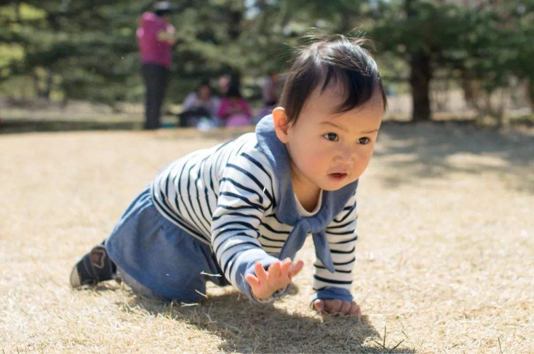 心理未“断奶”的4大特征，你的孩子中了吗？娃的第一次请留给他