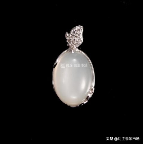 仙气十足月光石，是大自然赐予人类最好礼物