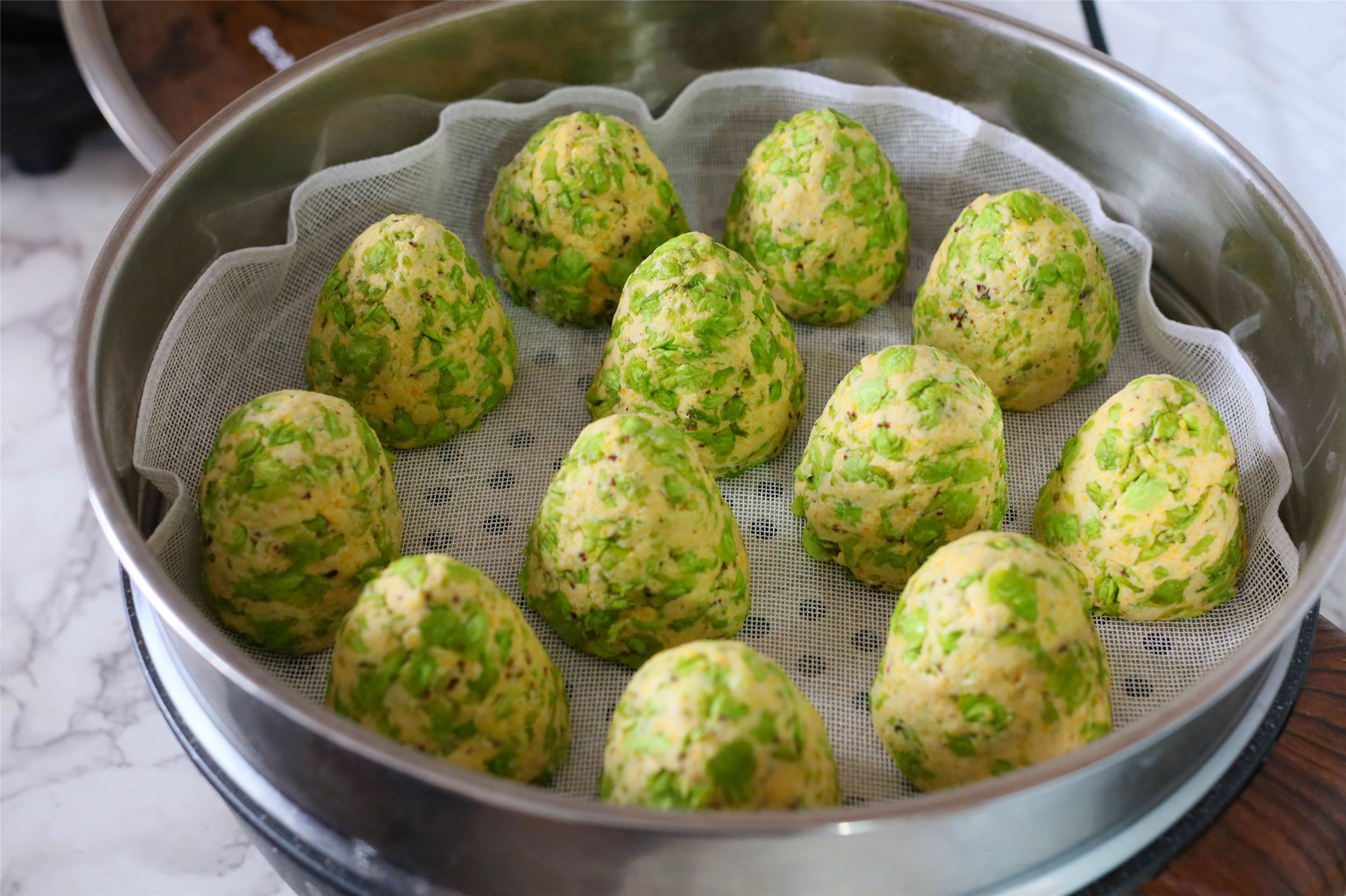 春天吃野菜,香椿荠菜靠边站,它才是"野菜之王",营养能当饭吃